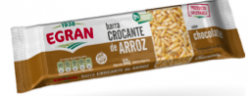Barra crocante de arroz inflado con chocolate