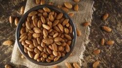 Almendras crudas