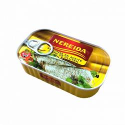 Latas de sardinas en aceite, en aceite de oliva, estragón, limón y en salsa de tomate Nereida