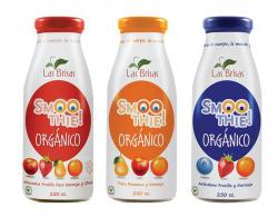 Smoothies: arándano frutilla y naranja, manzana frutilla pera y naranja, pera manzana y naranja