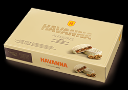 Alfajor de nuez y dulce de leche  bañado en chocolate blanco PAT PALTER
