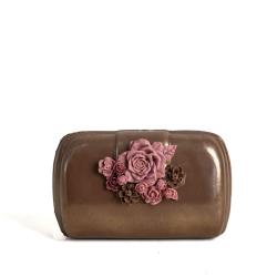 Cartera Sobre Isabel de chocolate con leche y semiamargo