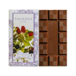 Tableta de chocolate con leche con frambuesas y moras